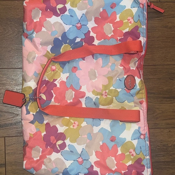 Coach Getaway Floral Weekender Bag With Pouch - Picture 12 of 12